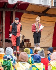 Fest vor dem Fest für Kinder mit Gauklern